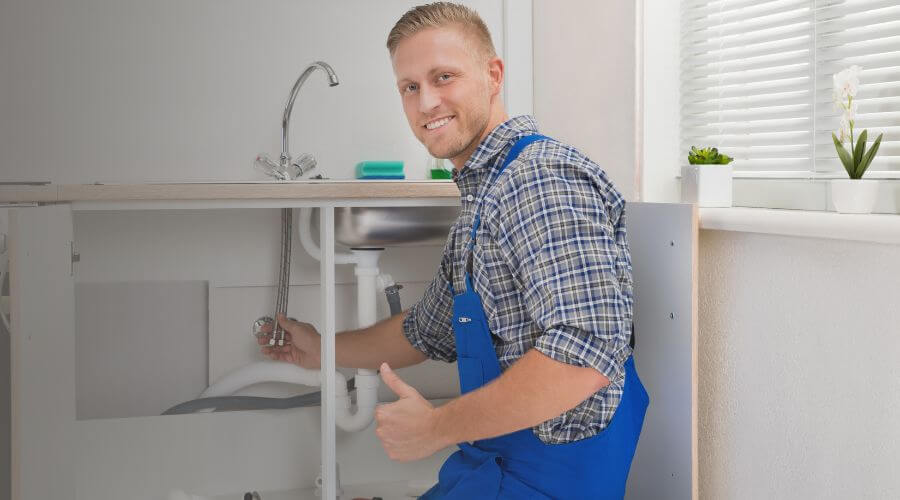Professional water heater repair in Kimbolton, OH